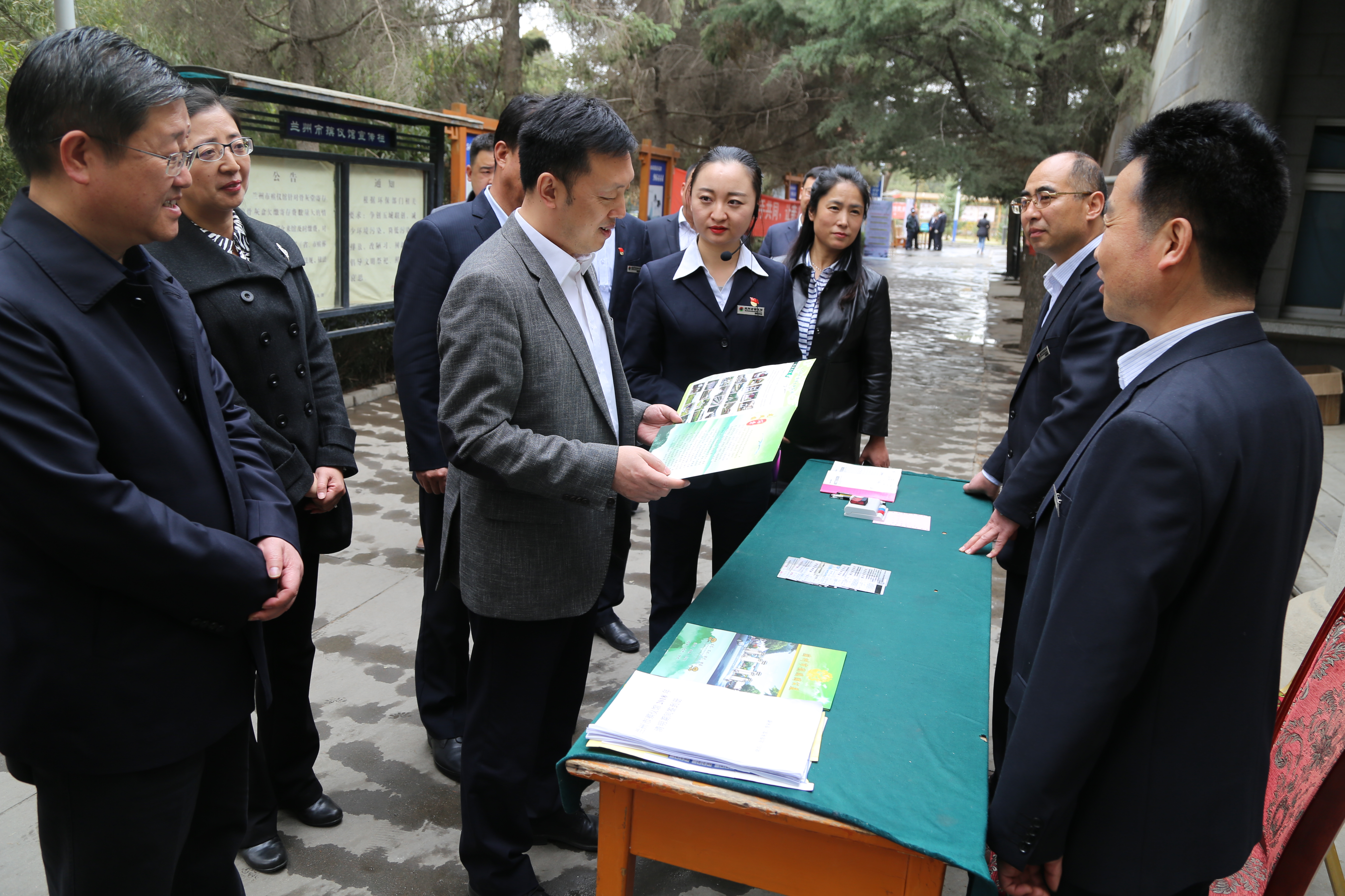 甘肃省公安厅副厅长,兰州市副市长肖春